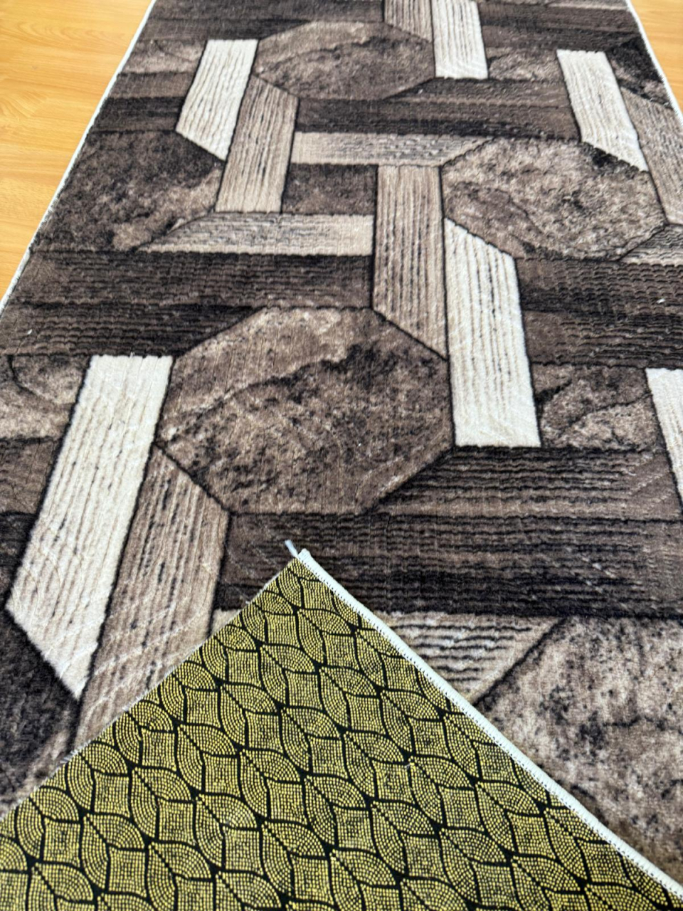 Traversă la Metru Liniar, Model Hexagon Maro  Latime 120 cm [5]