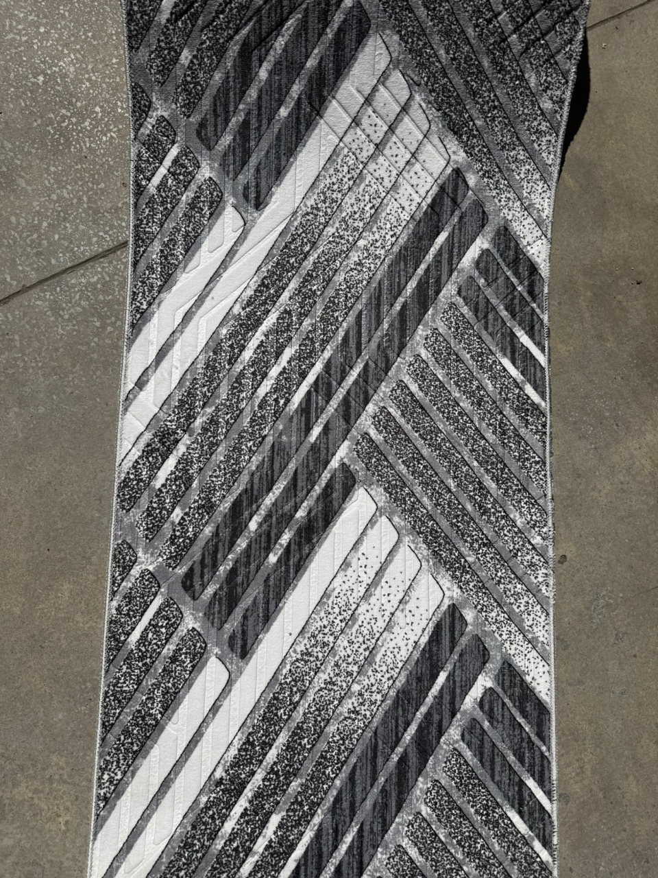 Traversă la Metru Liniar, Model Parchet Gri OKY Latime 60 cm [2]