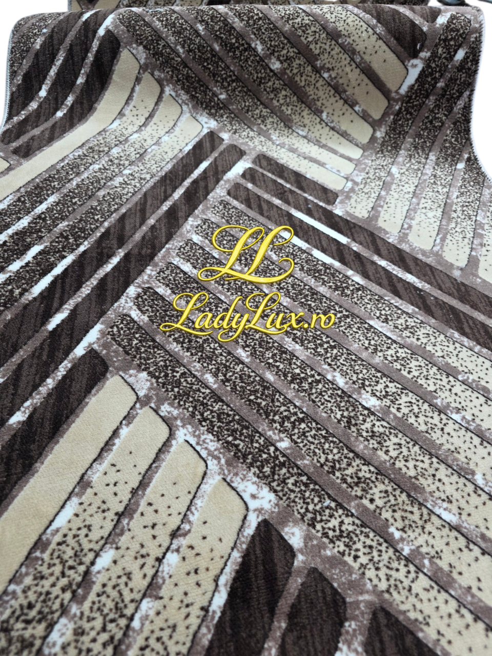 Traversă la metru liniar, Model Parchet Maro Latime 1M [2]