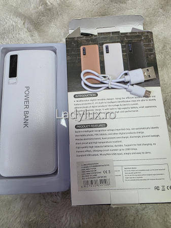 Acumulator Extern 3 x USB si Lanterna Power-Bank 30000mAh [1]