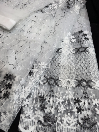 Perdele - Perdea din tulle cu broderie neagră, gata făcută cu tiv și rejansă C1328