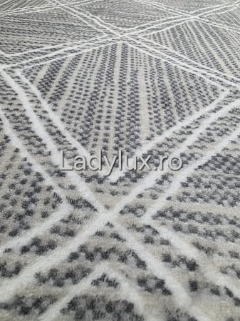 Covor 2x2.80 m lucrat pe antiderapant eleganță în nuanțe de gri si alb- C1432 [1]
