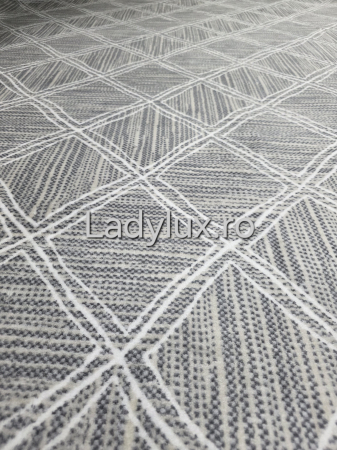 Covor 200 x 280 - Covor 2x2.80 m lucrat pe antiderapant eleganță în nuanțe de gri si alb- C1432