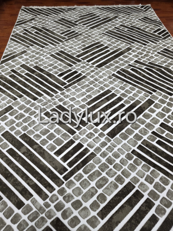 Covoare Antiderapante - Covor 2x2.80 m lucrat pe antiderapant eleganță în nuanțe de Maro- stil parchet 3