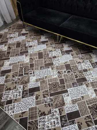 Covor 2x2.80 m pe suport antiderapant cauciucat, în nuanțe de maro. Căldură, siguranță și eleganță pentru casa ta. Calitate premium LadyLux Home & Deco. [4]