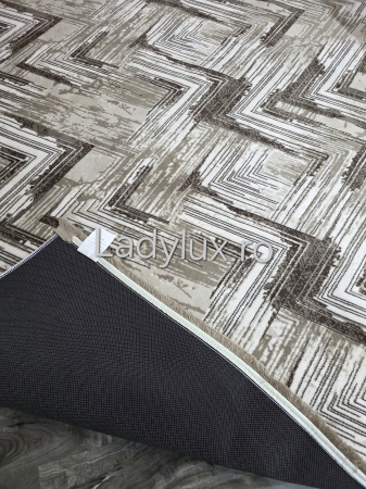 Covor 2x2.80 m pe suport antiderapant cauciucat, în nuanțe de maro. Căldură, siguranță și eleganță pentru casa ta. Calitate premium LadyLux Home & Deco. [4]