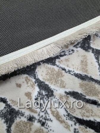 Covor 2x2.80 m lucrat pe antiderapant eleganță în nuanțe de Bej- model Sarpe [3]