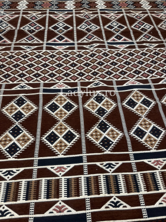 250 x 160 - Covor cu Motive Tradiționale 160x250– Stil Autentic, Calitate Superioară - C1647