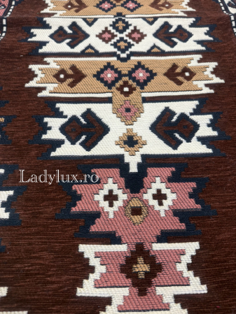 Covor cu Motive Tradiționale 60x120 – Stil Autentic, Calitate Superioară - C1670 [1]