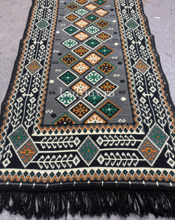 120 x 60 - Covor cu Motive Tradiționale 60x120 – Stil Autentic, Calitate Superioară - C1678