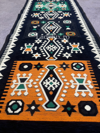 Covor cu Motive Tradiționale 60x300– Stil Autentic, Calitate Superioară - C1664 [1]