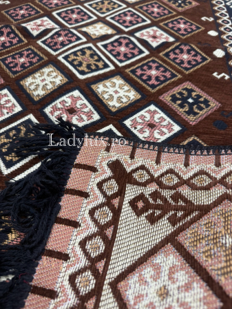 Covor cu Motive Tradiționale 60x120 – Stil Autentic, Calitate Superioară - C1667 [1]