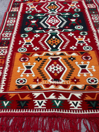 125 x 80 - Covor cu Motive Tradiționale 80x125 – Stil Autentic, Calitate Superioară - C1687