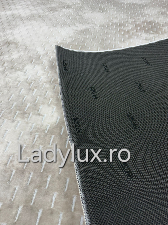 Covor 200 x 280 - Covor Gofrat în Nuanțe de Bej – 200 × 270 cm, cu Strat Antiderapant