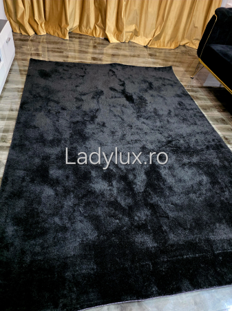 Covoare pufoase/plusate - Covor plușat 160x220 cm cu spate antiderapant – Negru