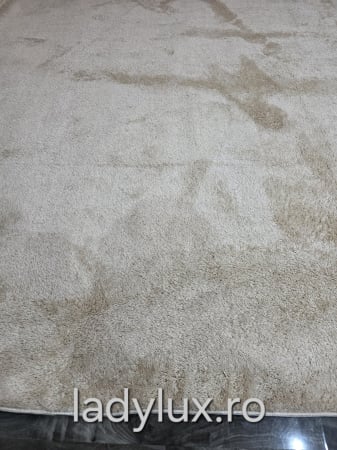 Covoare pufoase/plusate - Covor plușat Bej lucrat pe suport antiderapant – 200cm diametru