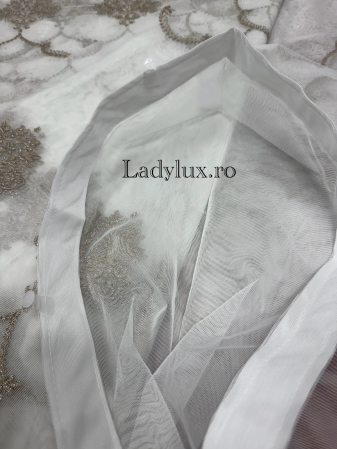 Perdea alba cu broderie Capucino Baroc – gata cusuta cu tiv si rejansa - 3M x 2.5h [2]