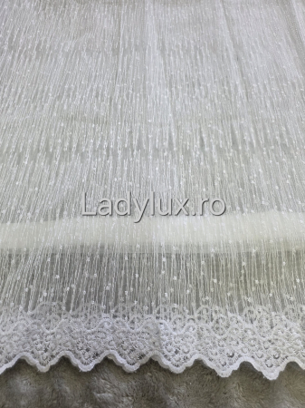 Perdele - Perdea alba cu broderie Alba Stri– gata cusuta cu tiv si rejansa - 3M x 2.5h