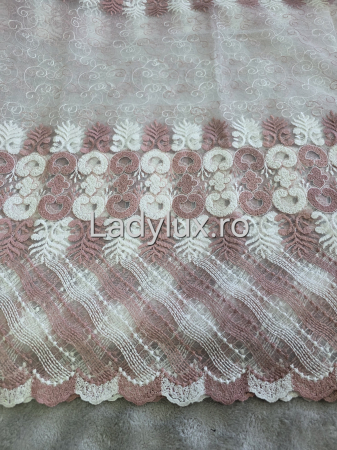 Perdele - Perdea alba cu broderie Roz Pal Inimioara– gata cusuta cu tiv si rejansa - 3M x 2.5h