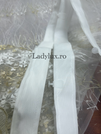 Perdea alba cu broderie Aurie Model Floral – gata cusuta cu tiv si rejansa - 3M x 2.5h [2]
