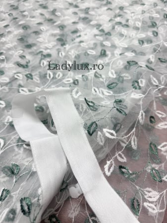 Perdea alba cu broderie Verde+alb  –C1822  gata cusuta cu tiv si rejansa - 3M x 2.5h [2]