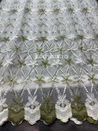 Perdele - Perdea alba cu broderie Verde cu insertii – gata cusuta cu tiv si rejansa - rafinament și strălucire discretă