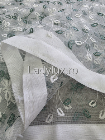Perdele - Perdea alba cu broderie verde menta frunze– gata cusuta cu tiv si rejansa - 3M x 2.5h