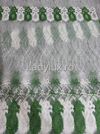 Perdea albă cu Broderie Verde  Model Vaza– rafinament și strălucire discretă C1737 [1]
