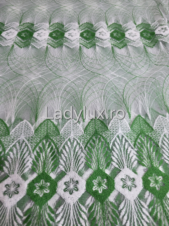 Perdea albă cu Broderie Verde  Model SRS– rafinament și strălucire discretă C1740 [1]