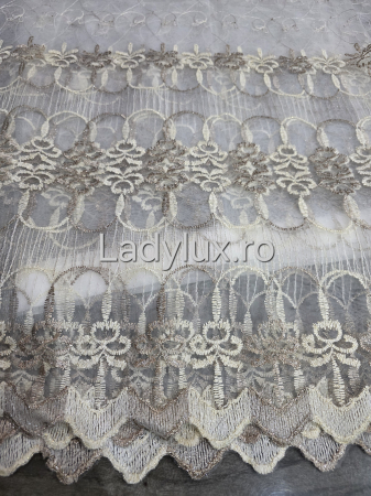 Perdele - Perdea Crem cu Broderie Maro+Crem cu insertii Model Trif– rafinament și strălucire discretă C1742