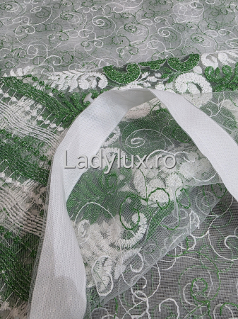 Perdea albă cu Broderie Verde  Model CC – rafinament și strălucire discretă C1735 [2]