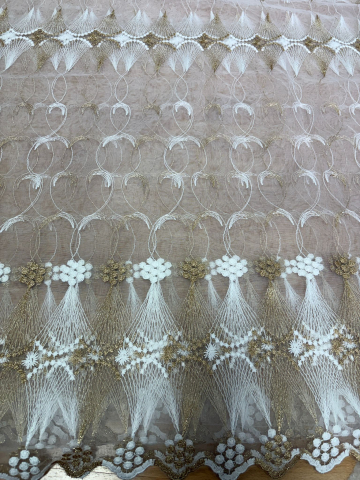 Perdele 4 M - Perdea Aurie Model Festiv Cu Tiv si rejansa - 4M x 2.5h