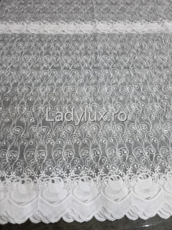 Perdea Bucătărie Brodată Alba Model Ceasca de cafea  – Gata Cusută cu Tiv și Rejanșă [1]