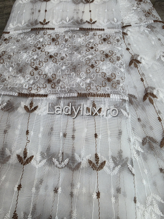 Perdea din Tull cu Model – 4 m x 2.8 m, Cusută cu Tiv și Rejansă de 6 cm - Brown [1]