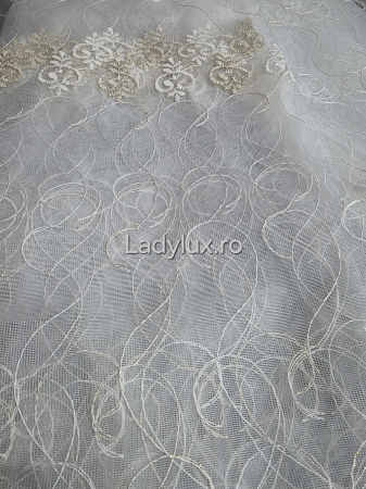Perdea din Tull cu Model – 4 m x 2.8 m, Cusută cu Tiv și Rejansă de 6 cm - Broderie Bej [1]