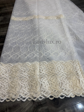 Perdele 4 M - Perdea din Tull cu Model – 4 m x 2.8 m, Cusută cu Tiv și Rejansă de 6 cm - Broderie Bej C1587