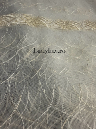 Perdea din Tull cu Model – 4 m x 2.8 m, Cusută cu Tiv și Rejansă de 6 cm - Broderie Bej C1703 [1]