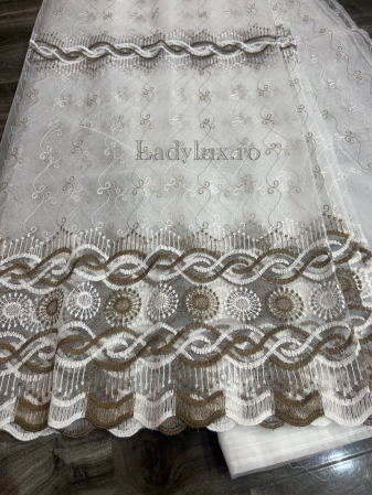 Perdele 4 M - Perdea din Tull cu Model – 4 m x 2.8 m, Cusută cu Tiv și Rejansă de 6 cm - Broderie Maro C1584