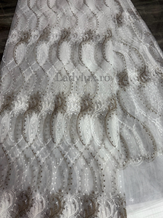 Perdea din Tull cu Model – 4 m x 2.8 m, Cusută cu Tiv și Rejansă de 6 cm - Broderie Maro C1585 [1]