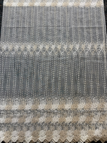 Perdele 4 M - Perdea din tulle cu broderie Alba+Crem, Model  Imperial Floral Two  4M x 2.5h