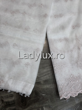 Perdea din tulle cu broderie Roz pudra model floral , gata făcută cu tiv și rejansă C1463 [3]