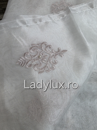 Perdea din tulle cu broderie Roz pudra model Baroc cu perlute , gata făcută cu tiv și rejansă C1461 [3]