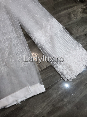 Perdea din tulle cu broderie Alba model floral, gata făcută cu tiv și rejansă C1455 [2]