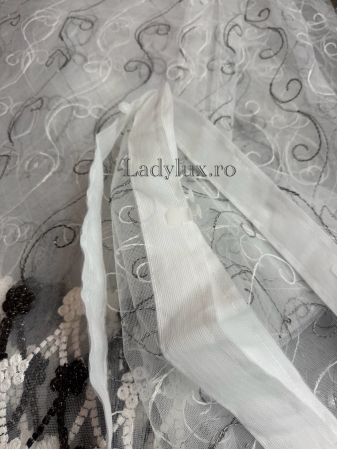 Perdea din tulle cu broderie Brawn+alb , model flori, gata făcută cu tiv și rejansă C1595 [2]