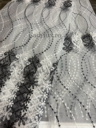 Perdea din tulle cu broderie Negru+alb , model fulgi, gata făcută cu tiv și rejansă C1596 [1]