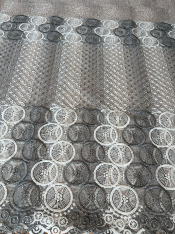 Perdele 4 M - Perdea din tulle cu broderie Gri+alb, Model  New  4M x 2.5h