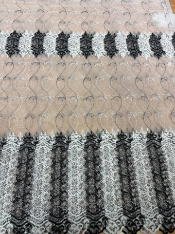 Perdele 4 M - Perdea din tulle cu broderie Negru+alb, Model Imperial 4M x 2.5h