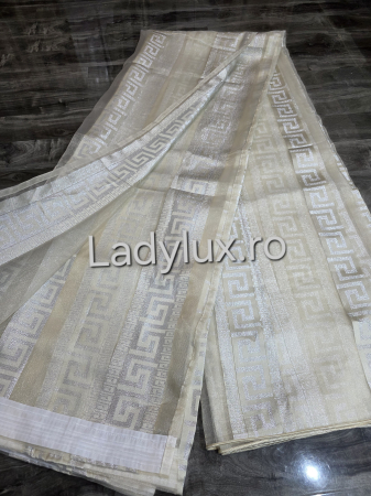 Perdea din organza Bej cu Model VRS Argintiu , gata făcută cu tiv și rejansă C1464 [1]