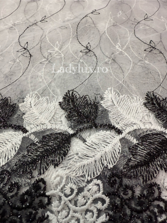 Perdea alba cu broderie Neagra cu insertii – gata cusuta cu tiv si rejansa - rafinament și strălucire discretă [2]