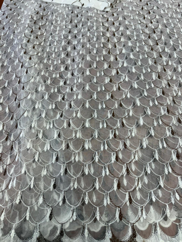 Perdele 4 M - Perdea Tulle Broderie Alb+Maro - Cu Tiv si Rejansa Model Sirene  4M x 2.5h